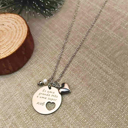 ÉS UMA GRANDE MÃE E UMA SUPER AVÓ ÉS UMA GRANDE MÃE E UMA SUPER AVÓ