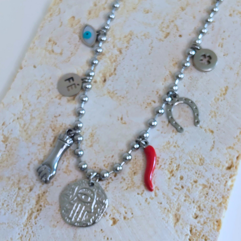 CHARM MÃO DE FATIMA CHEIO DE PROTEÇÃO