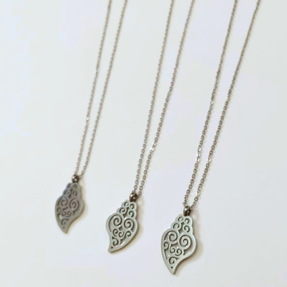 COLAR CORAÇÃO VIANA